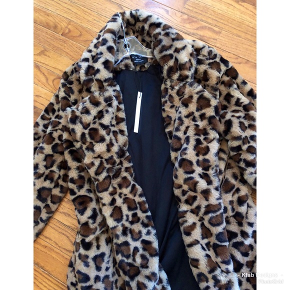 🛍 LAST 1! Leopard Print Faux Fur Teddy Coat! - Picture 7 of 7